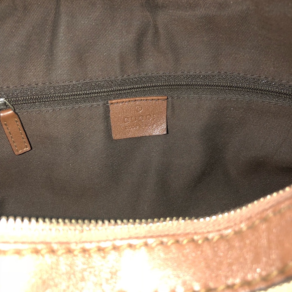 Authentic Gucci Purse - Picture 2 of 8